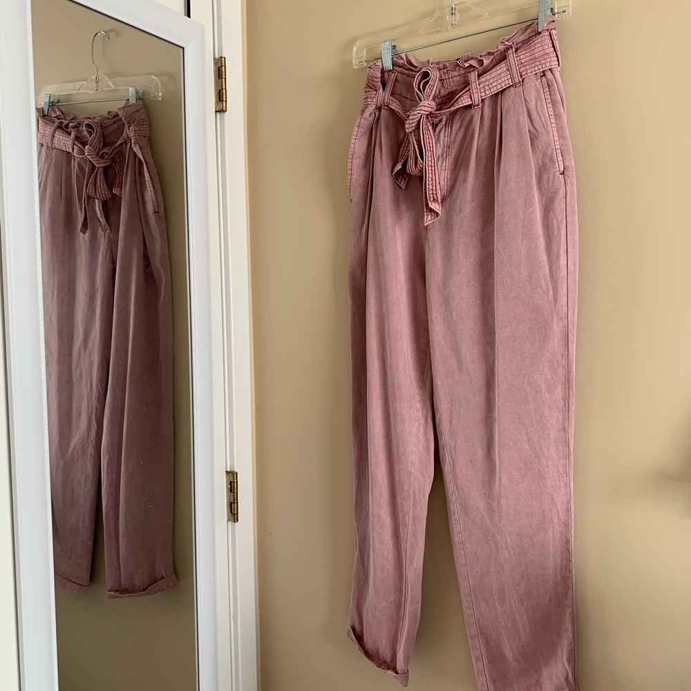 Adorable American Eagle Pants. - image 2